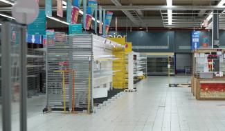 Cora a définitivement fermé ses portes ce 30 janvier. Réactions au magasin de Châtelineau