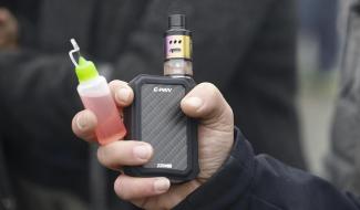 Les arômes interdits dans les cigarettes électroniques à partir du 1er septembre 2028