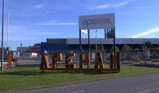 Aperam et des élèves de l’enseignement spécialisé créent un hôtel à insectes