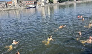 Les Belges invités à plonger dans les rivières pour réclamer une eau plus propre