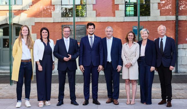 Les ministres du nouveau gouvernement wallon ont prêté serment devant le parlement