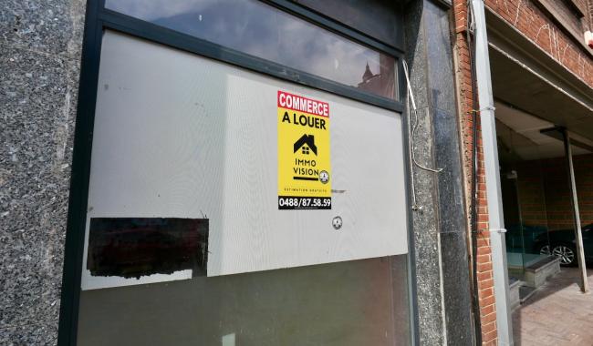 Chiffres-records du nombre de commerces vides dans les centres-villes wallons, selon l'AMCV