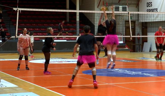 Hallovolley : un tournoi de volley costumé pour Halloween