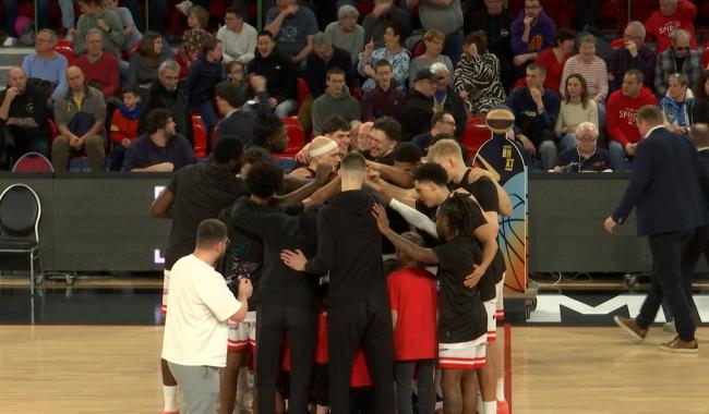 Le Spirou régale face à Leiden et continue sa course à la quatrième place en playoffs