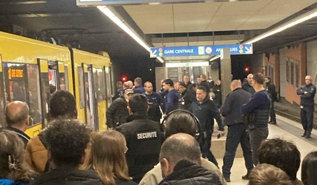 Métro de Charleroi: importante opération de la police locale de Charleroi, en collaboration avec le TEC