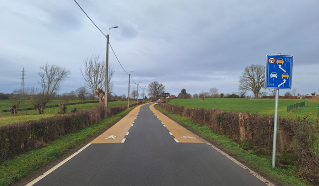 Chaussée à voie centrale en phase de test à la rue d’Hymiée, donnez votre avis