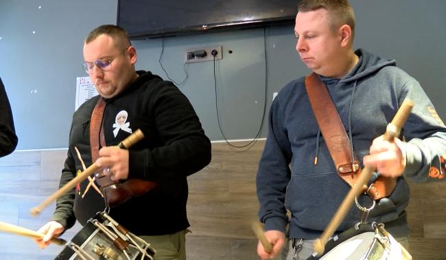 C Local : les Gais Lurons de Chapelle fêtent leurs 50 ans en batterie