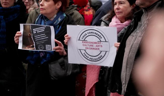 À Charleroi, la mobilisation culturelle continue sur la place Verte