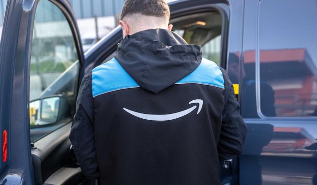 Charleroi: un livreur Amazon se fait voler sa camionnette !