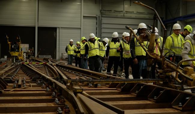 Des stagiaires de la MIREC ont visité l’atelier d’Infrabel de Bascoup