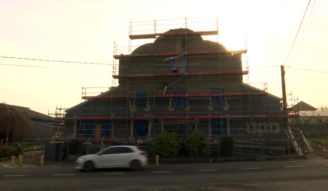 Momignies : centre culturel rénové et initiatives pour la mobilité