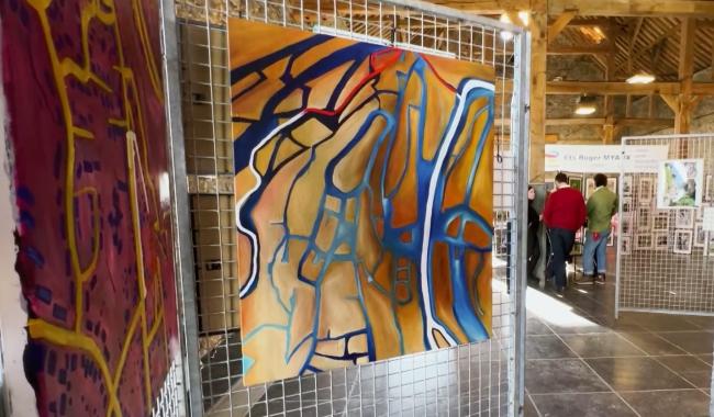 À la Distillerie, Marie partage son art pour la bonne cause