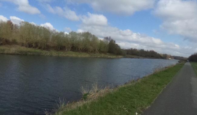 Le corps sans vie d'un homme découvert dans le canal Charleroi-Bruxelles à Luttre