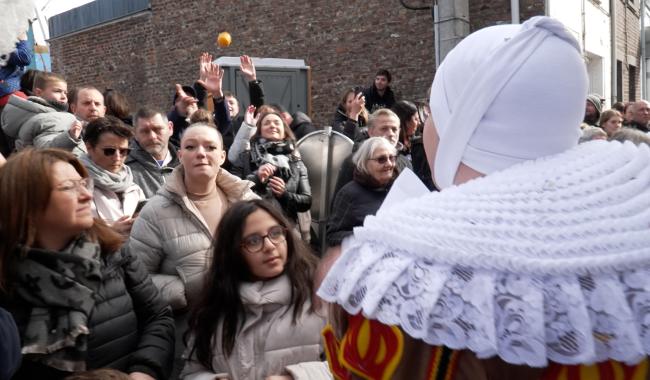 Fleurus: une cavalcade haute en couleur
