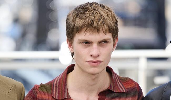 Le carolo d'origine Emmanuel Macchia (20 ans) primé à Cannes avec le film Coward de Lukas Dhont