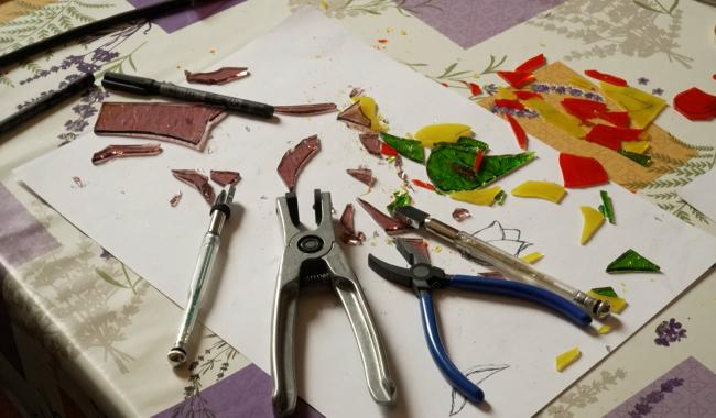 Lobbes : un atelier vitrail pour s’initier à ce savoir-faire artistique