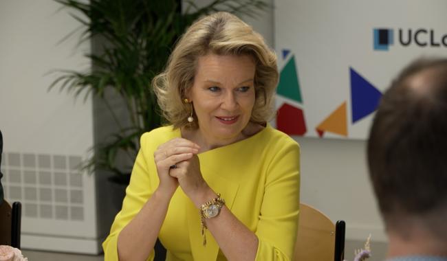 La Reine Mathilde était au Campus UCharleroi pour découvrir les formations en santé qui intègrent l'IA
