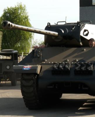 La renaissance des chars de la seconde guerre mondiale : le pari de David Raspilair