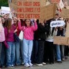 Des élèves se mobilisent devant le GPH à Gosselies contre les réformes de l’enseignement