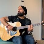 Portrait : Christophe Causo, entre rock, électro et racines carolos