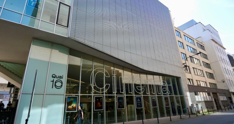 « Ciné bébé à bord » : le Quai10 accueille les jeunes parents