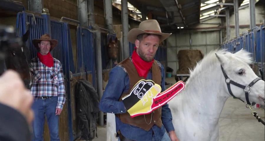 Making of du Clip des Michel Michel qui lancent leur hymne pour la coupe du monde de foot
