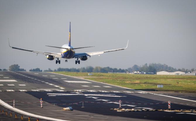 Le décret luttant contre les nuisances sonores des avions adopté par le parlement wallon