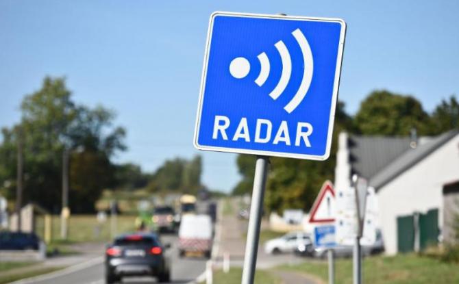 Charleroi : découvrez la liste des emplacements des radars pour le mois d'Avril 2024