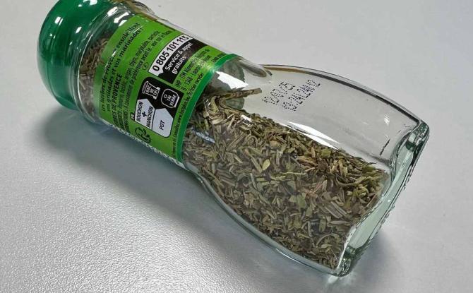 Rappel d'herbes de Provence de la marque Cigalou