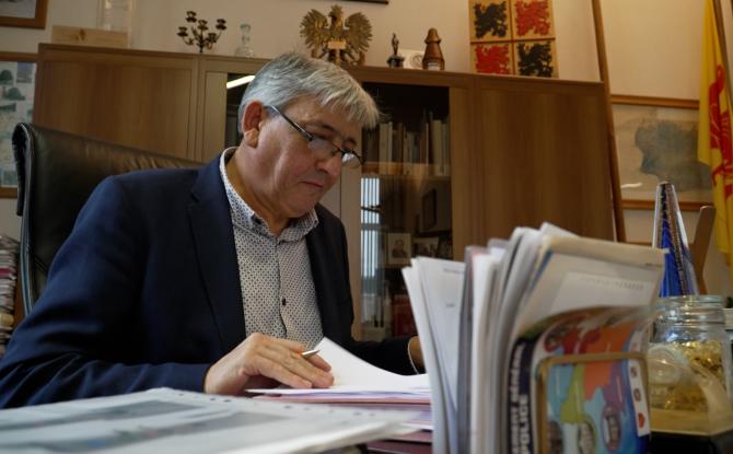 Momignies: Les hommages se succèdent après le décès du bourgmestre Eddy Bayard