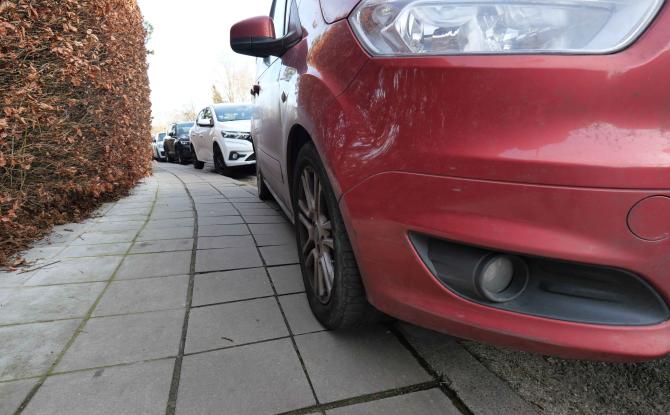 Trois conducteurs wallons sur quatre reconnaissent qu'il leur arrive de mal se garer