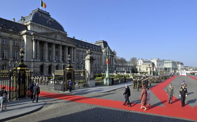 Une BD pour évoquer la fonction royale au travers des sept souverains belges