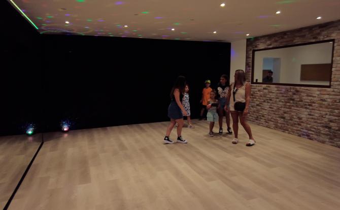 Inauguration du studio de l'école de danse "Live to Dance Compagnie"