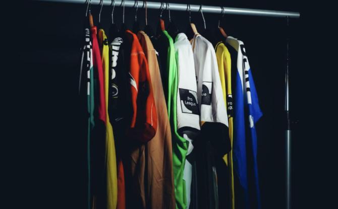 Créez un des nouveaux maillots du Sporting Charleroi pour la saison 26/27