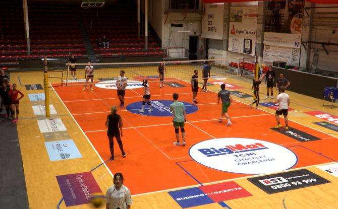 La salle Ballens infestée de monstres