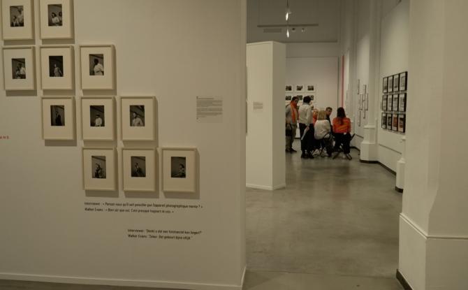 Musée de la Photographie: méditation et photographies pour vivre pleinement l'instant présent