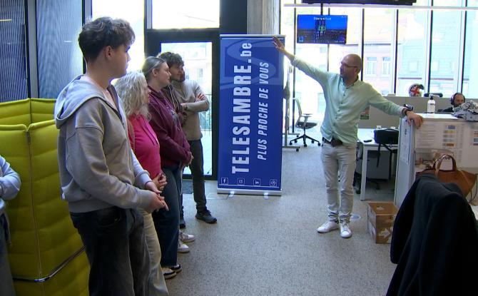 Semaine de l'Éducation aux Médias : des élèves de Couvin ont visité Télésambre