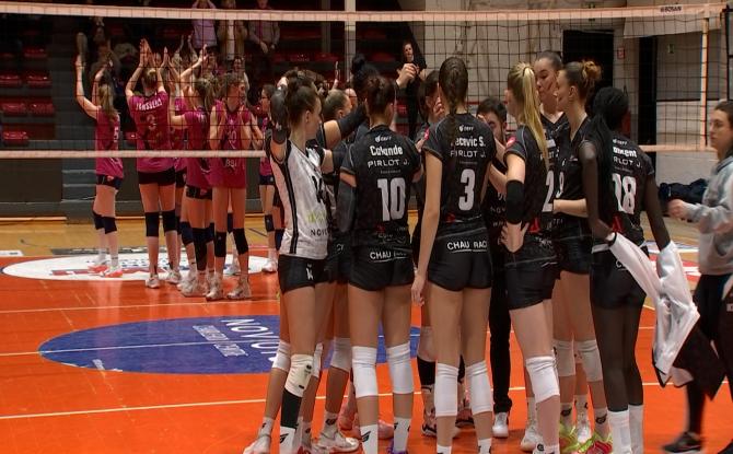 Charleroi trop timoré, Oudegem en profite