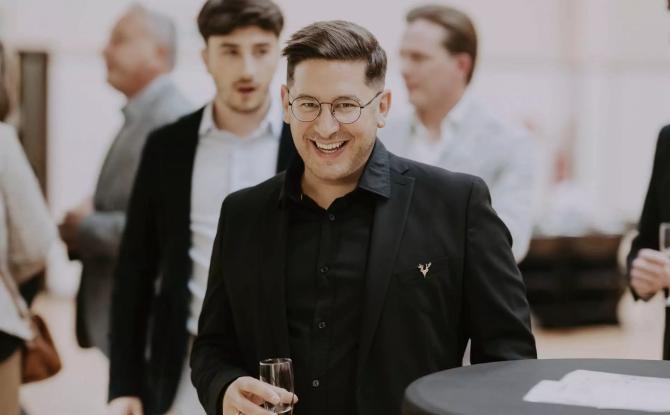 Loïc Sartieaux devient bourgmestre f.f. à Montigny-le-Tilleul