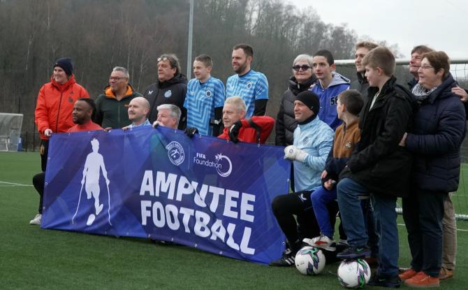 Le Sporting de Charleroi veut se lancer dans le football pour amputés