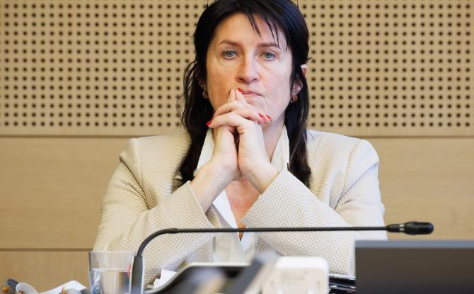 Indépendance de la RTBF : l'opposition réclame la démission de la ministre Jacqueline Galant