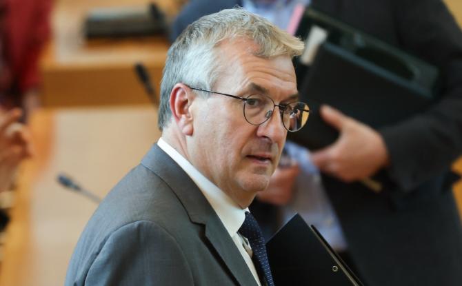 Le gouvernement wallon confirme la fin du dispositif APE au 1er janvier 2027