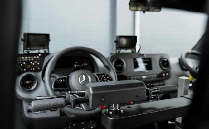 L'AWSR acquiert un véhicule adapté pour évaluer les conducteurs en situation de handicap