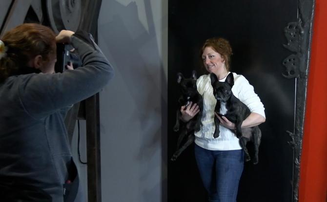 C Local : shooting photo canin-humain au Bois du Cazier