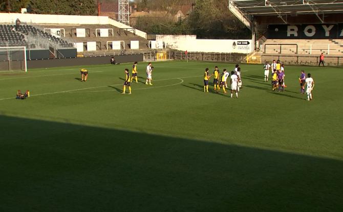 D1 ACFF: Les Zébrions accrochés à domicile