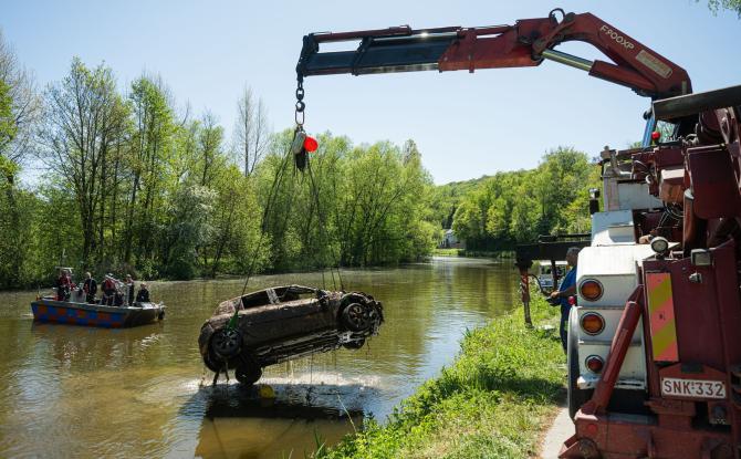 Depuis 2021, 139 véhicules ont été extraits des eaux de la Sambre !