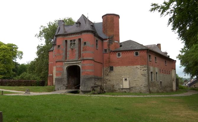 La commune de Courcelles va acquérir le Château de Trazegnies