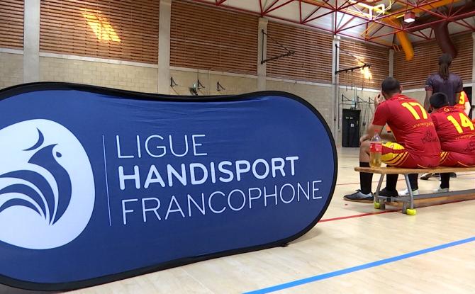 Un tournoi handifoot en salle au Salon Ensemble avec les personnes extraordinaires !