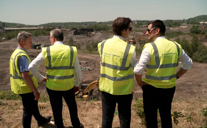 Charleroi : visite ministérielle sur le chantier du Quartier du Futur de la Défense qui a officiellement démarré