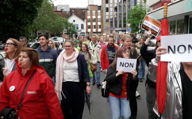 Les syndicats enseignants prêts à poursuivre la mobilisation à la rentrée scolaire